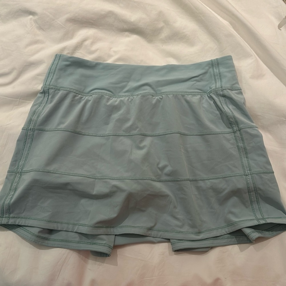 Lulu lemon skirt